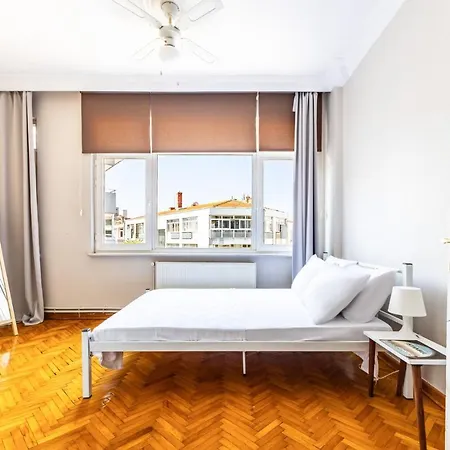 Chic Flat 5 Min To Metro And Kadikoy Coast *